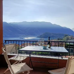 https://naboo-apartment.it-lombardy.com